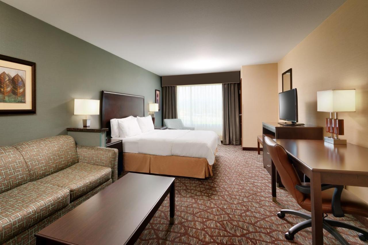 Express & By Ihg Hotel 2*