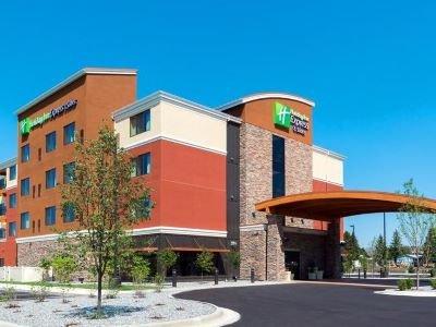 Express & By Ihg Hotel Butte