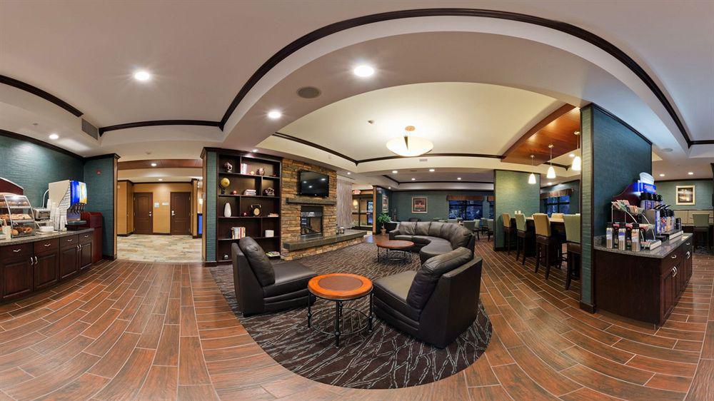 Express & By Ihg Hotel 2*