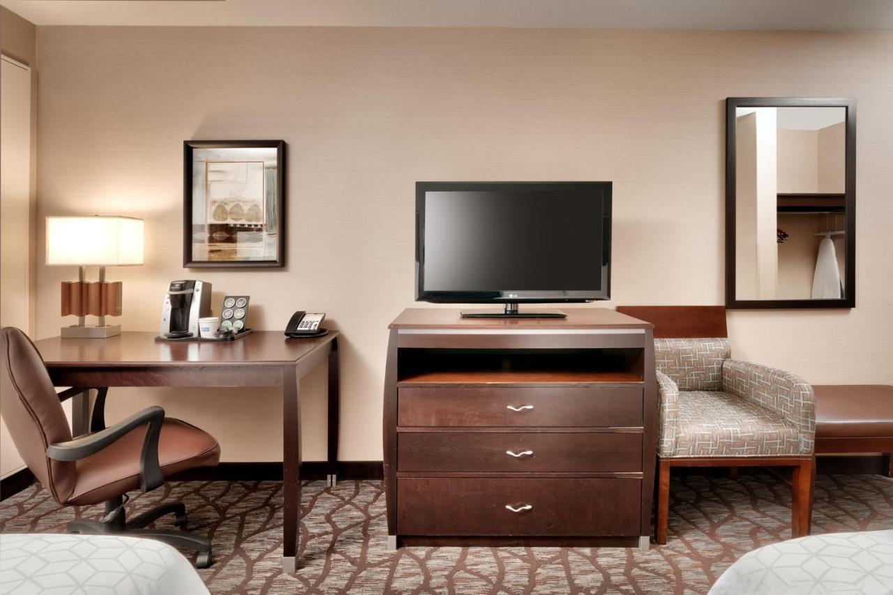 Hotel Express & By Ihg