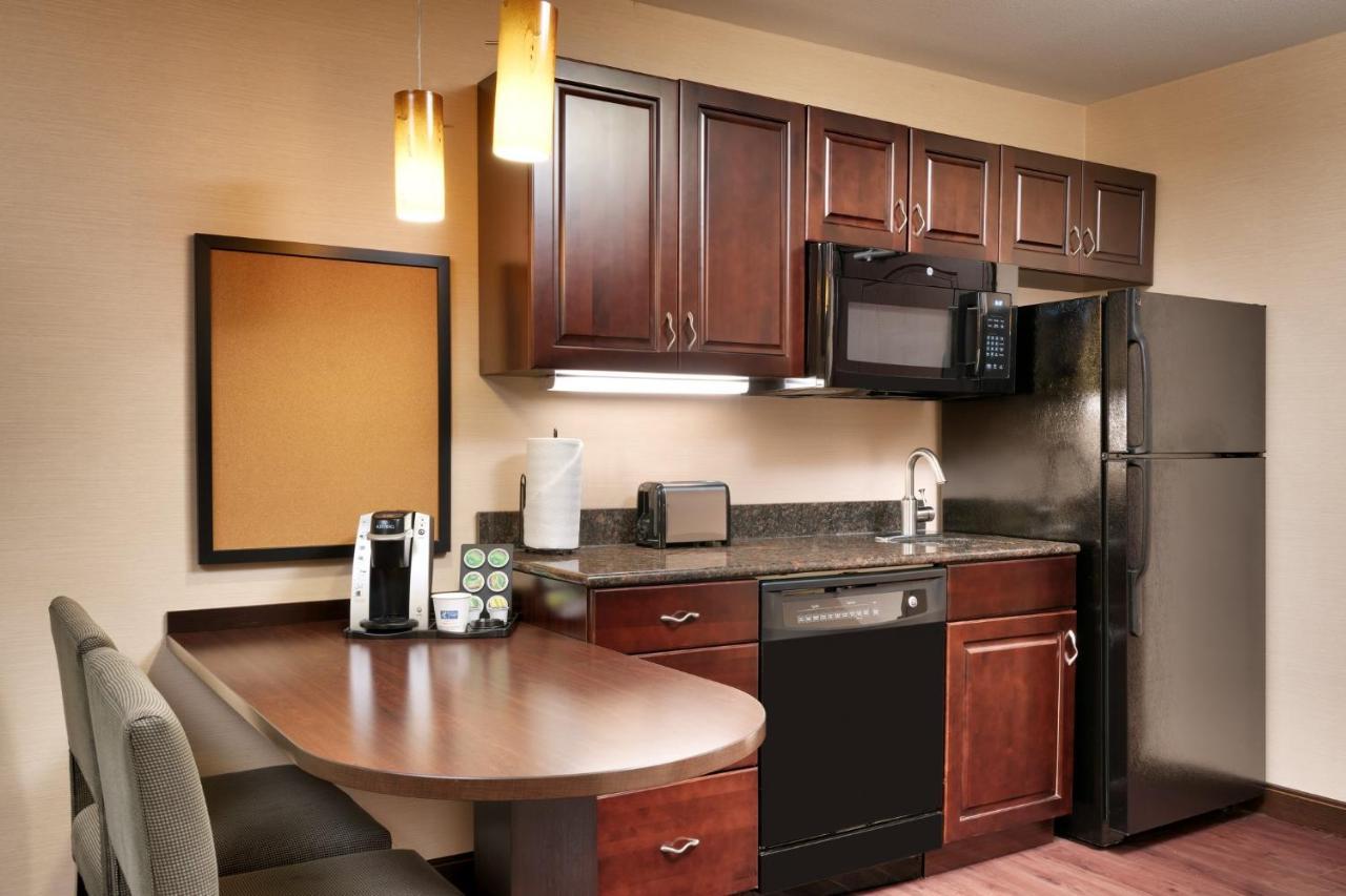 Express & By Ihg Butte